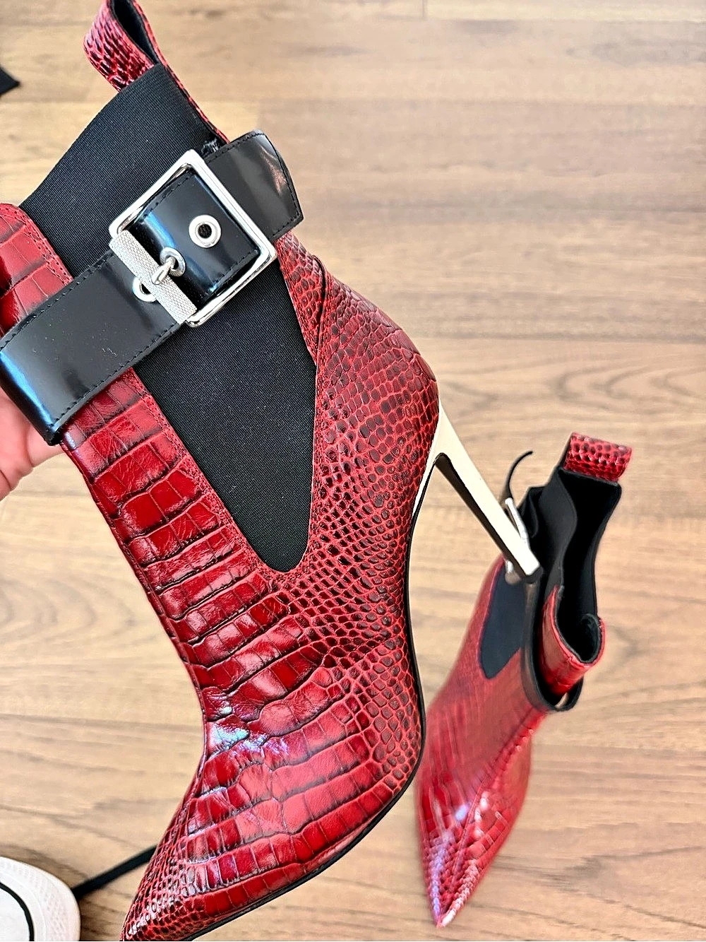rag & bone Wren Red Croc-Embossed Leather Ankle Bootie 37.5